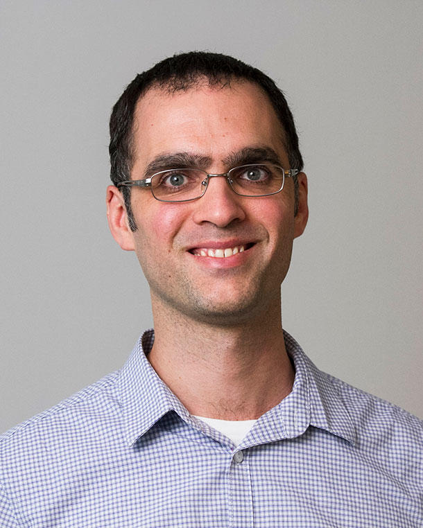 Headshot of Thomas Ahearn